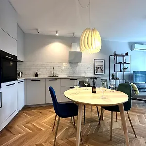 Apartament Mieszczanska 25 - Self Check-in 20h - Parking & Lift, Wrocław